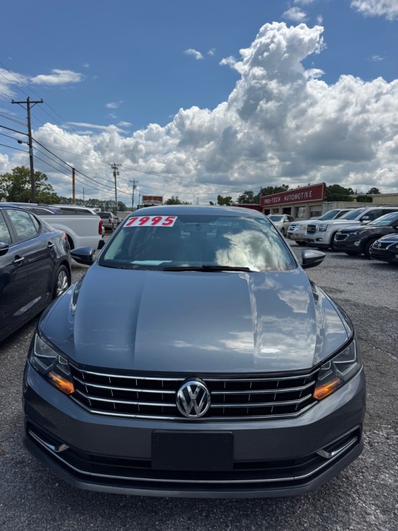 2016 Volkswagen Passat Image 7