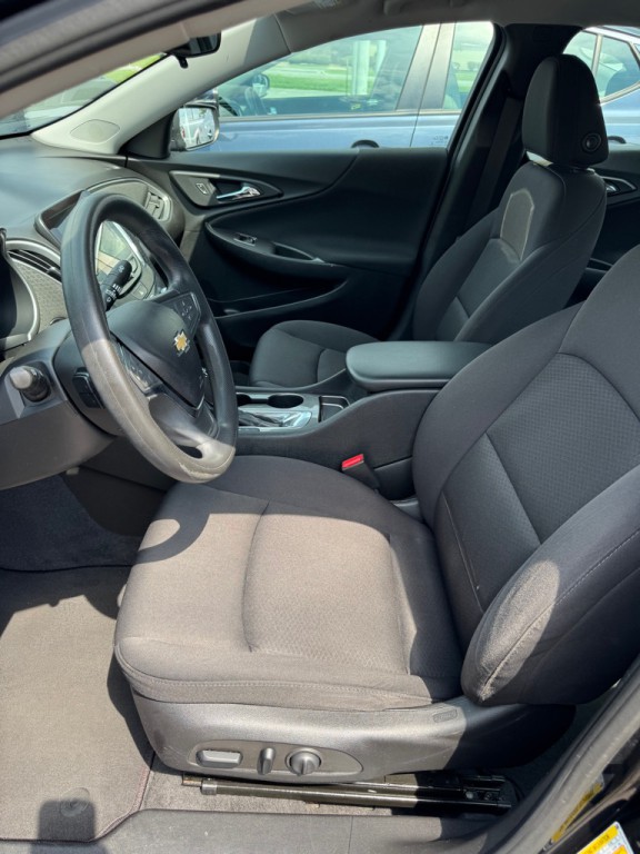 2019 Chevrolet Malibu Image 9