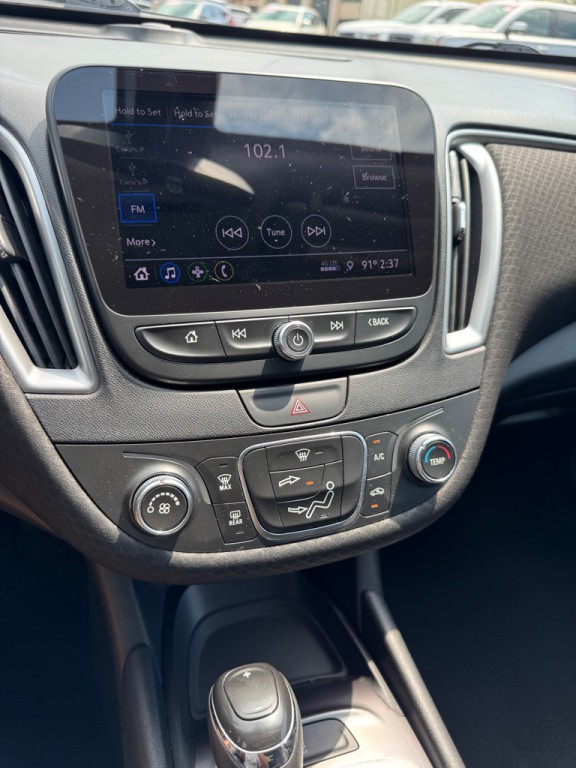 2019 Chevrolet Malibu Image 12