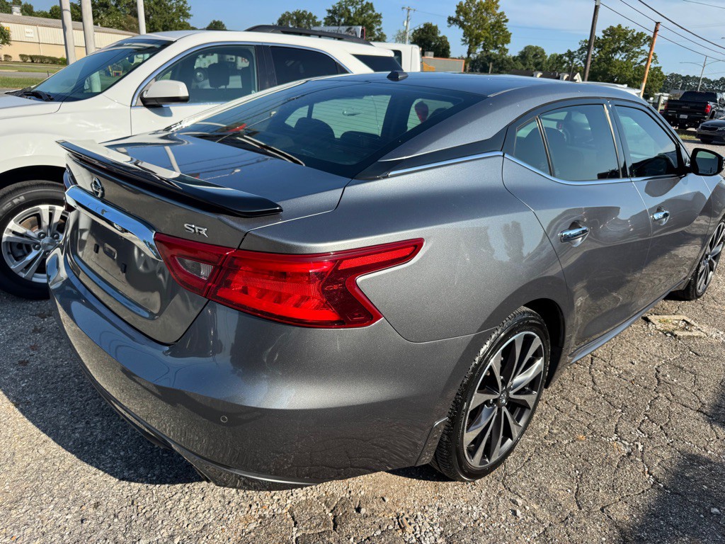 2016 Nissan Maxima Image 6