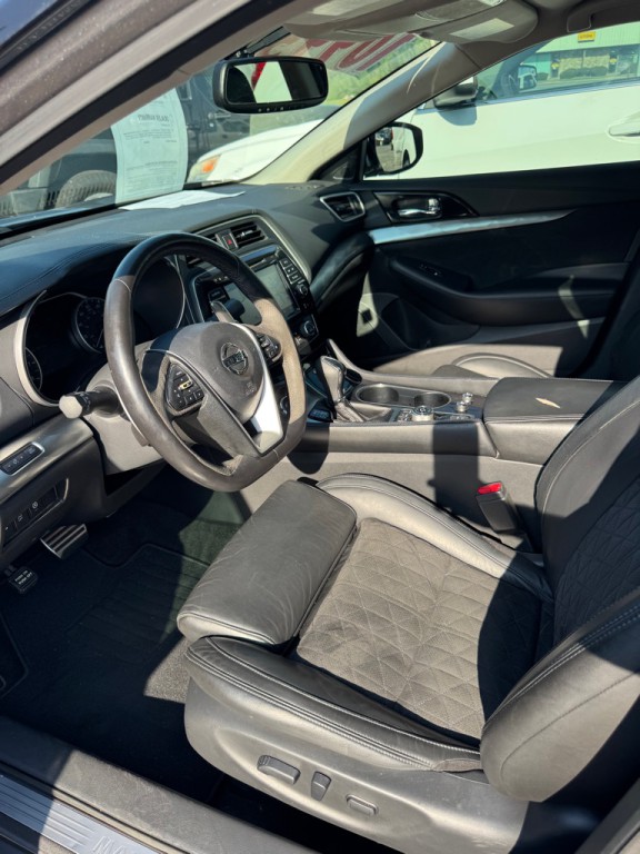 2016 Nissan Maxima Image 9