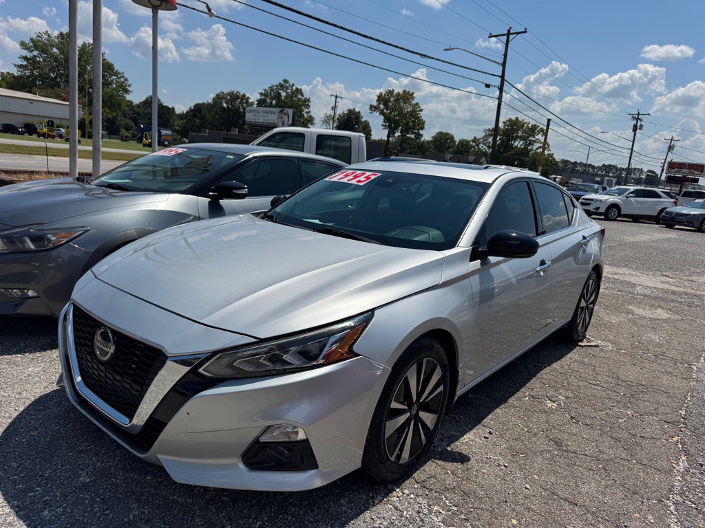 2019 Nissan Altima Image 3