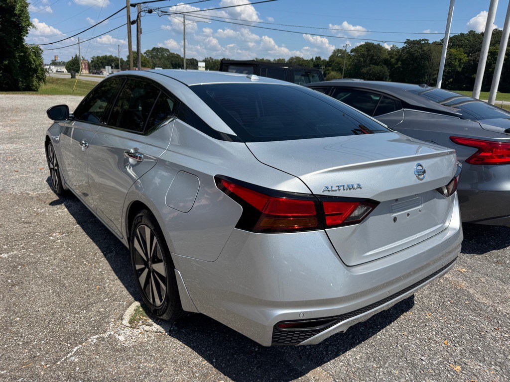 2019 Nissan Altima Image 5