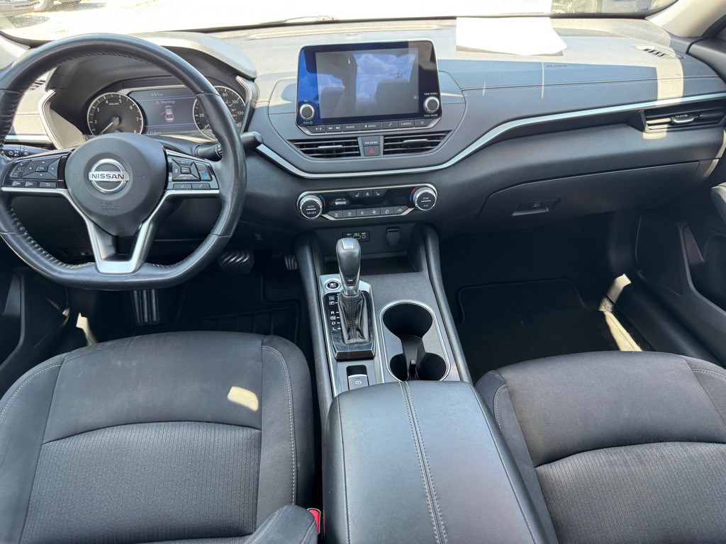 2019 Nissan Altima Image 11