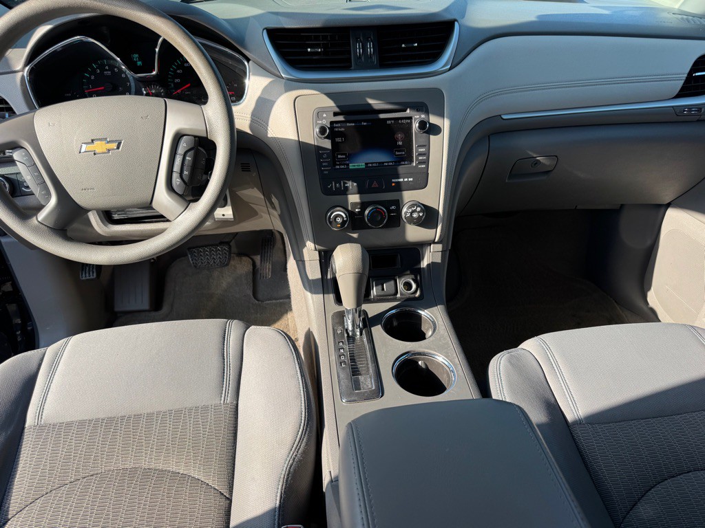 2015 Chevrolet Traverse Image 11