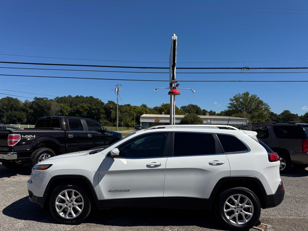 2018 Jeep Cherokee Image 1