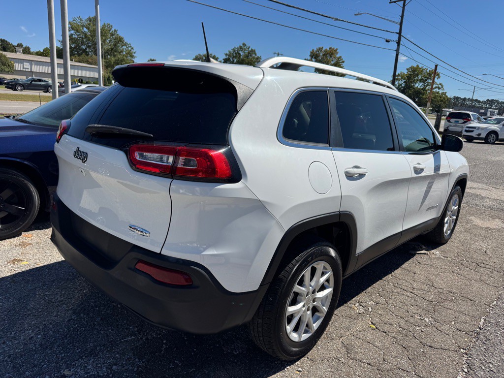 2018 Jeep Cherokee Image 6