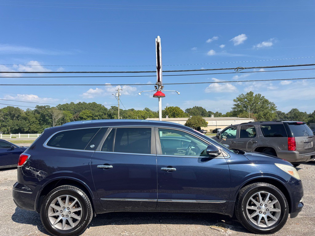 2015 Buick Enclave Image 2