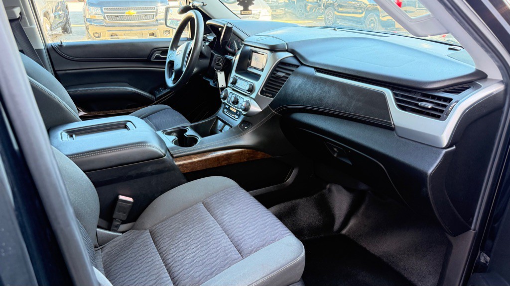 2015 Chevrolet Tahoe Image 7