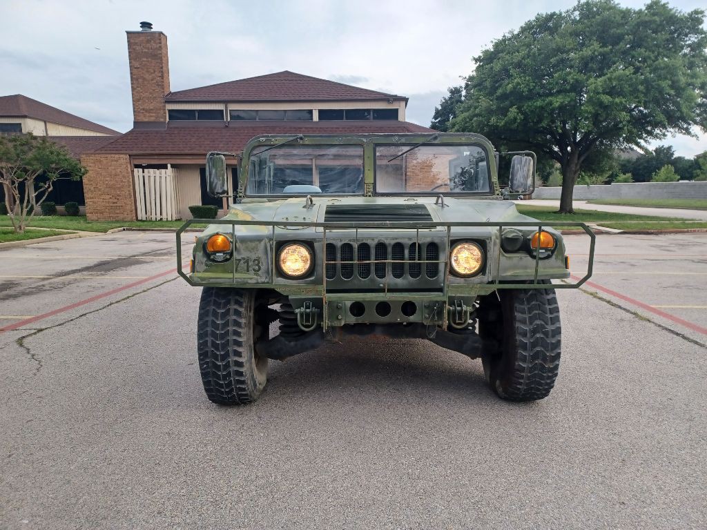 1988 HUMMER H1 Image 2