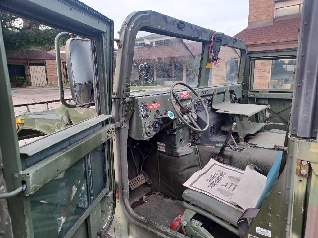 1988 HUMMER H1 Image 11