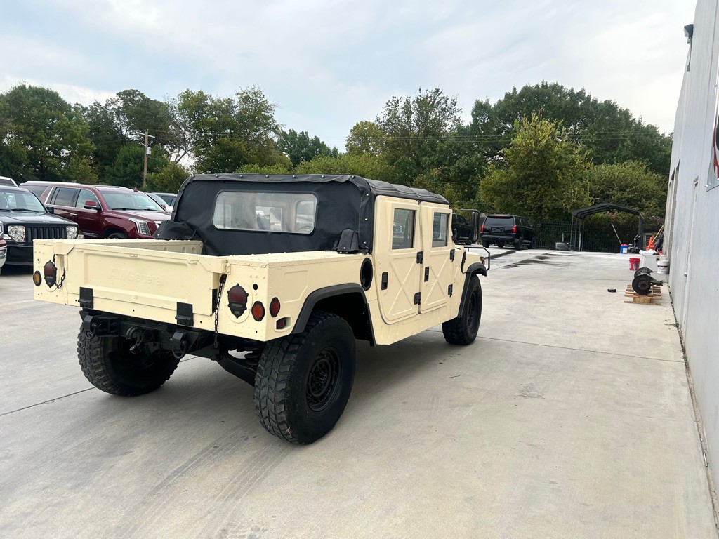 1988 HUMMER H1 Image 4