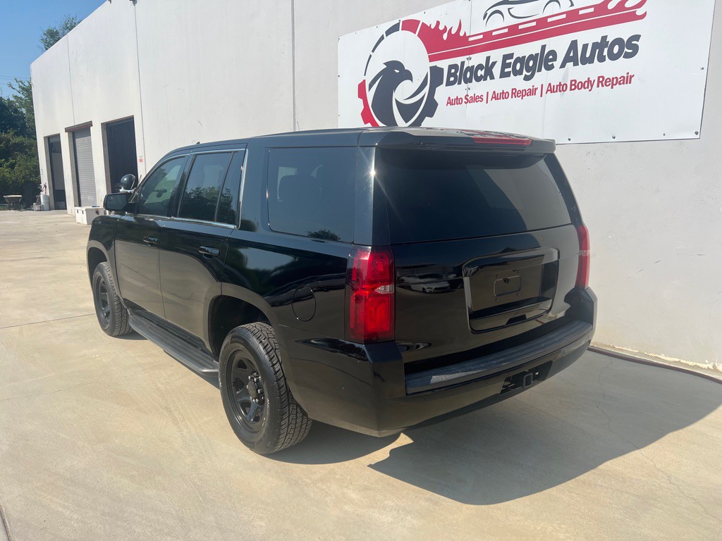 2017 Chevrolet Tahoe Image 3