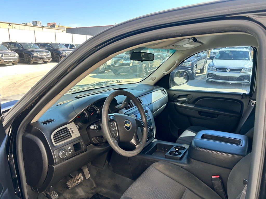 2014 Chevrolet Tahoe Image 4