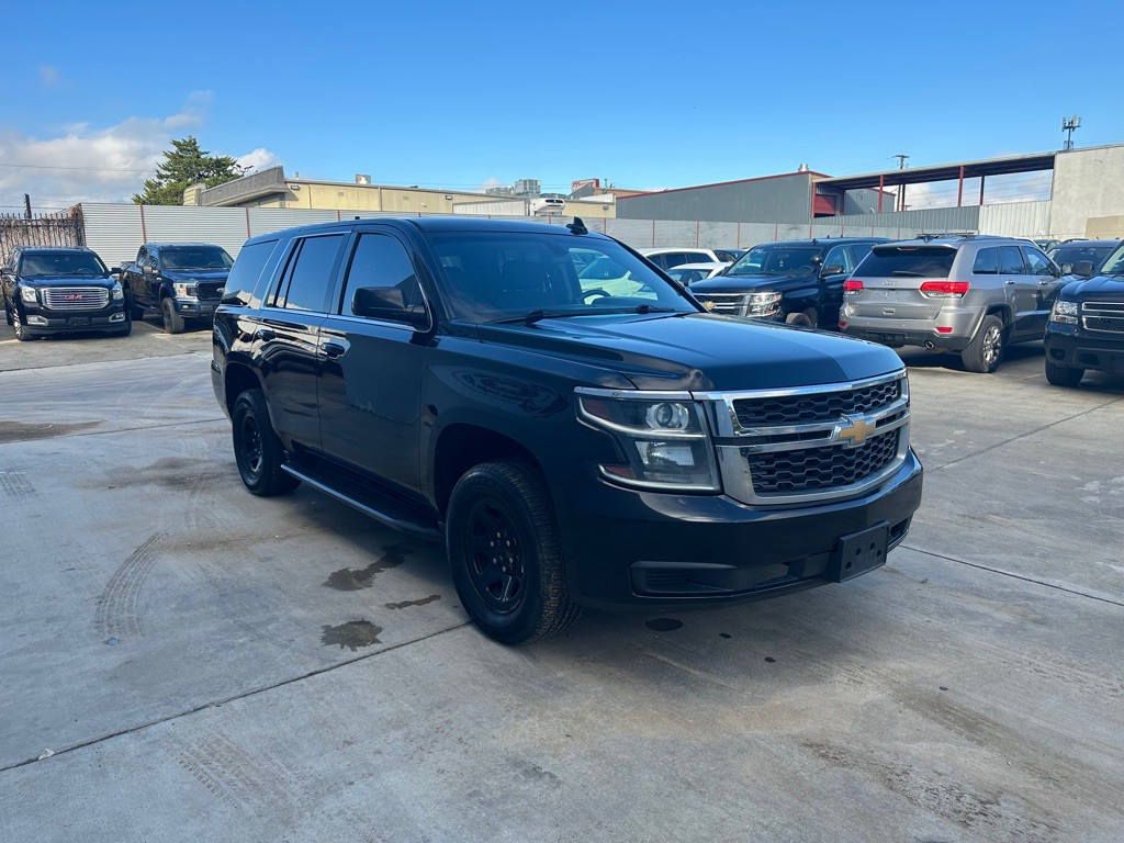 2018 Chevrolet Tahoe Image 2