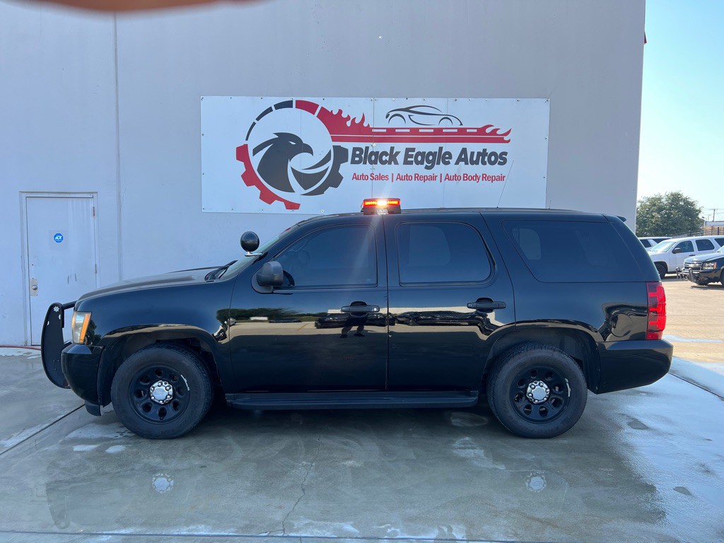 2012 Chevrolet Tahoe Image 2