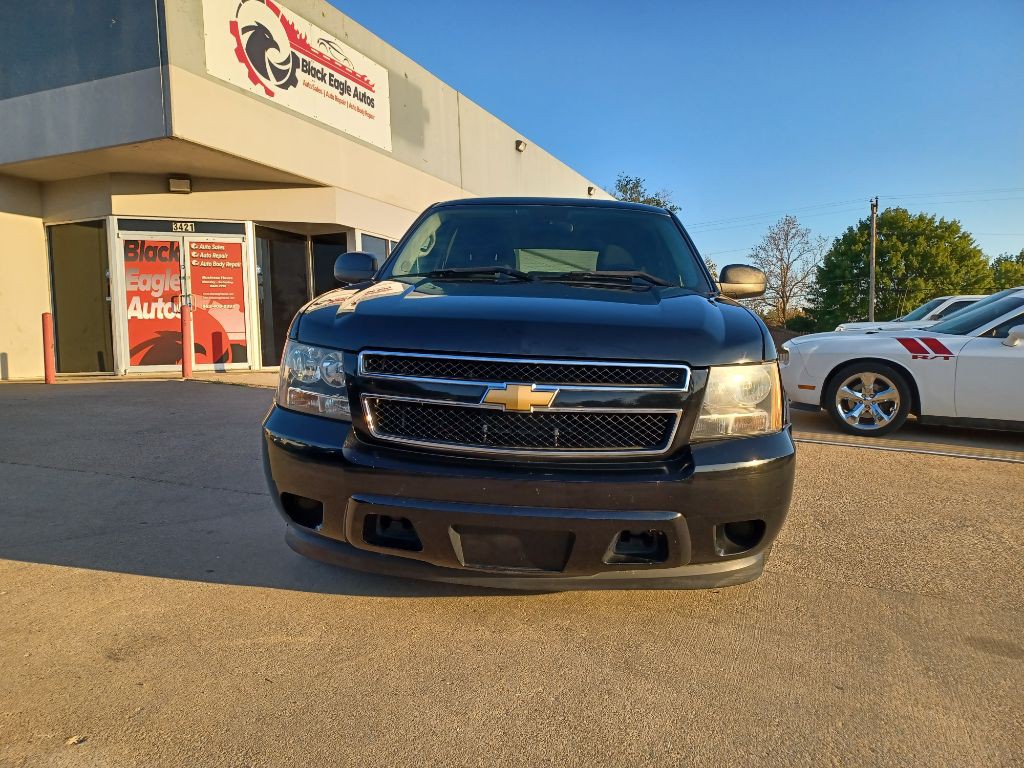 2012 Chevrolet Tahoe Image 2