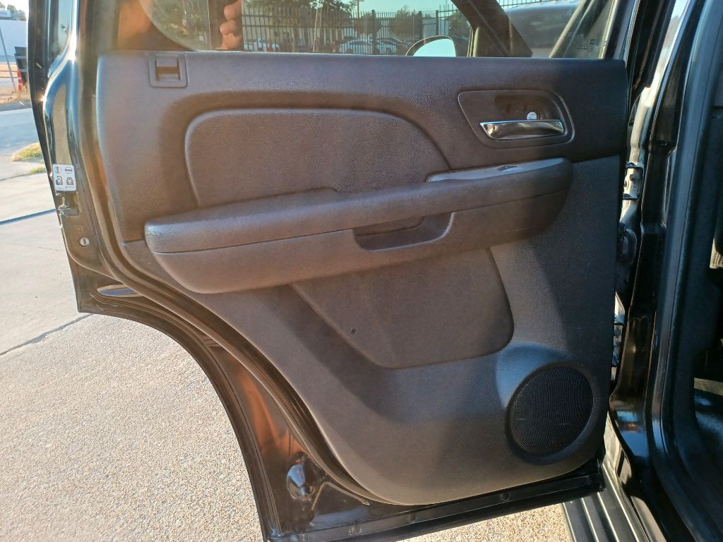 2012 Chevrolet Tahoe Image 12