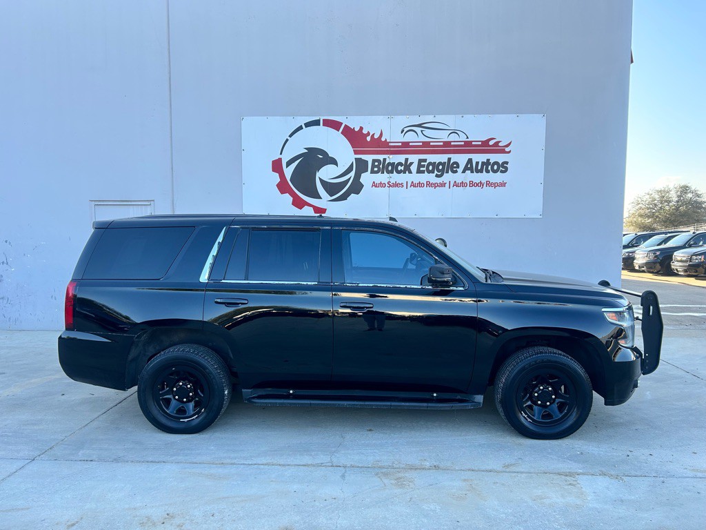 2016 Chevrolet Tahoe Image 2