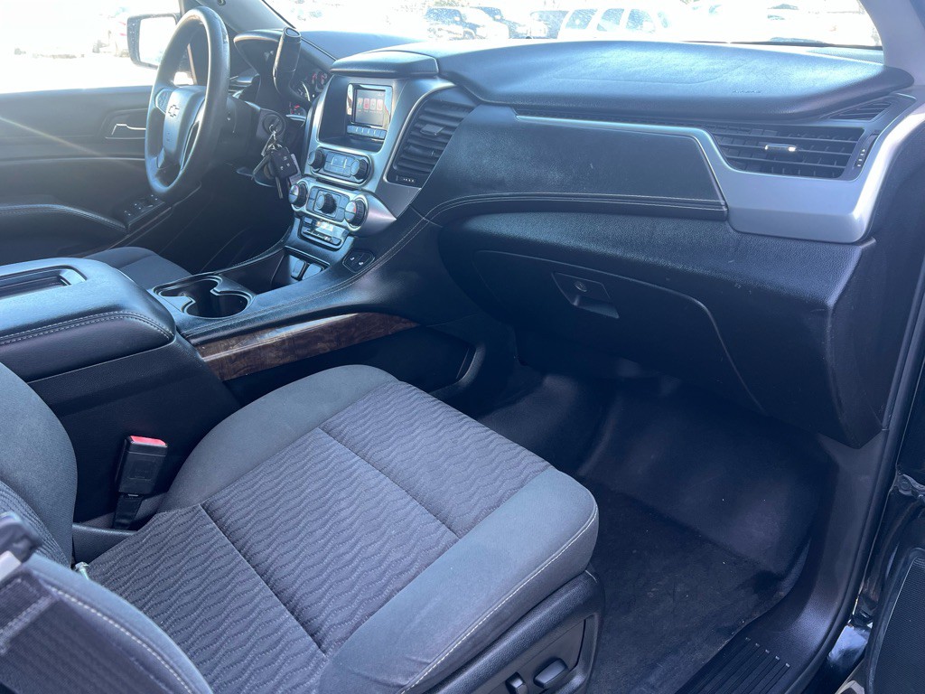 2016 Chevrolet Tahoe Image 11