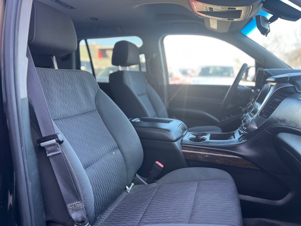 2016 Chevrolet Tahoe Image 12