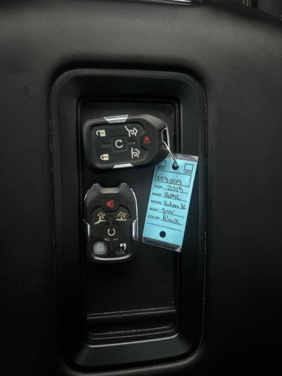 2019 GMC Yukon Image 10