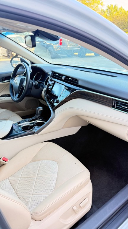 2018 Toyota Camry Image 5