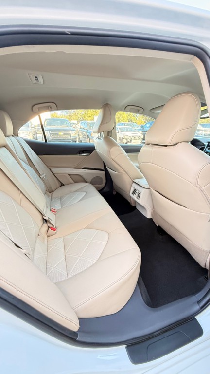 2018 Toyota Camry Image 7