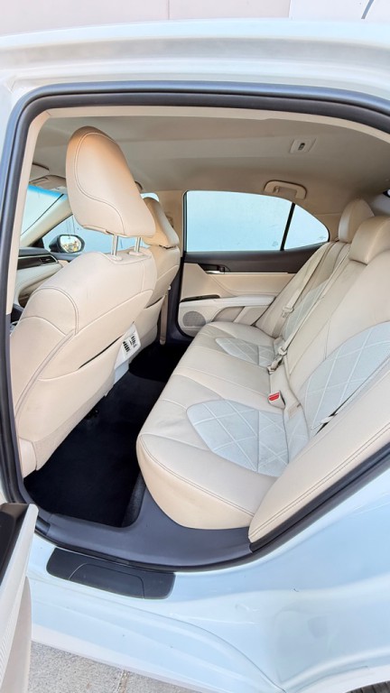 2018 Toyota Camry Image 10