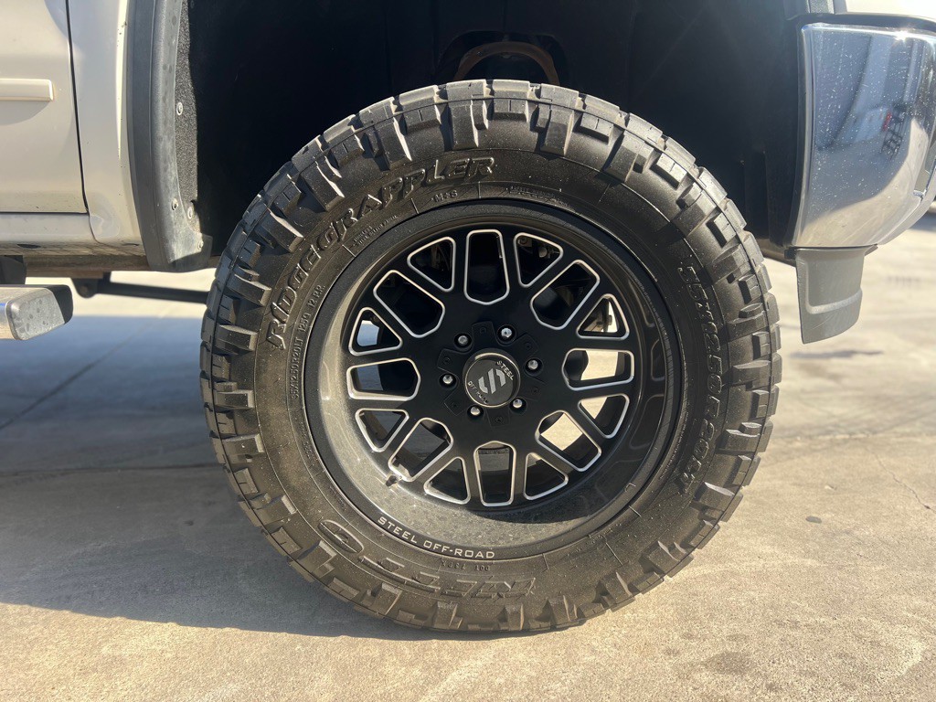 2014 GMC Sierra Image 8