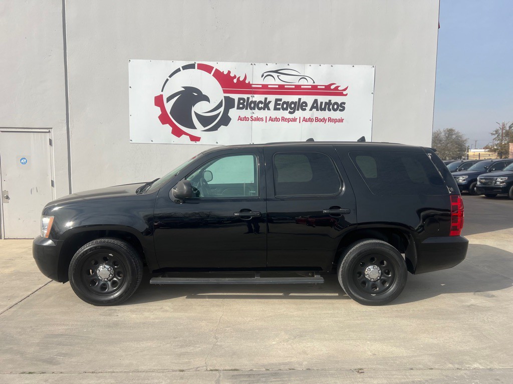 2013 Chevrolet Tahoe Image 2
