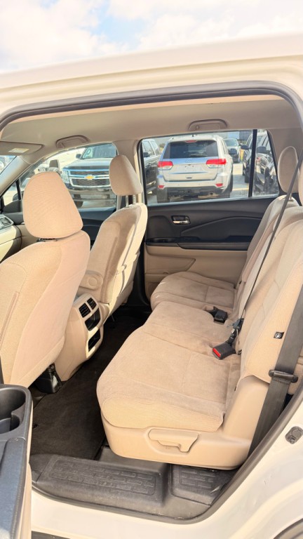 2017 Honda Pilot Image 9