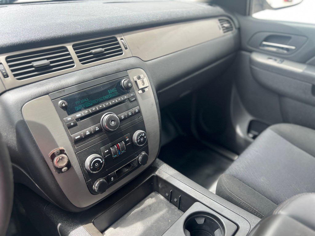 2014 Chevrolet Tahoe Image 14