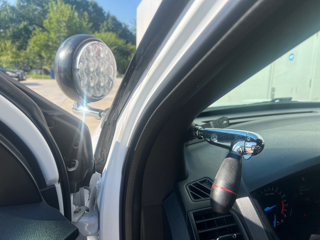 2019 Ford Explorer Image 16