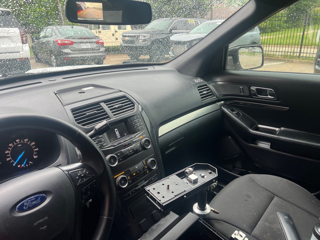 2019 Ford Explorer Image 17