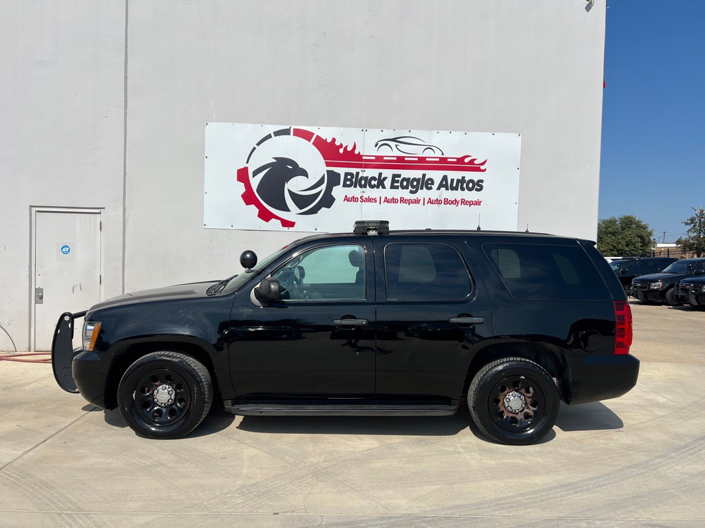 2012 Chevrolet Tahoe Image 2