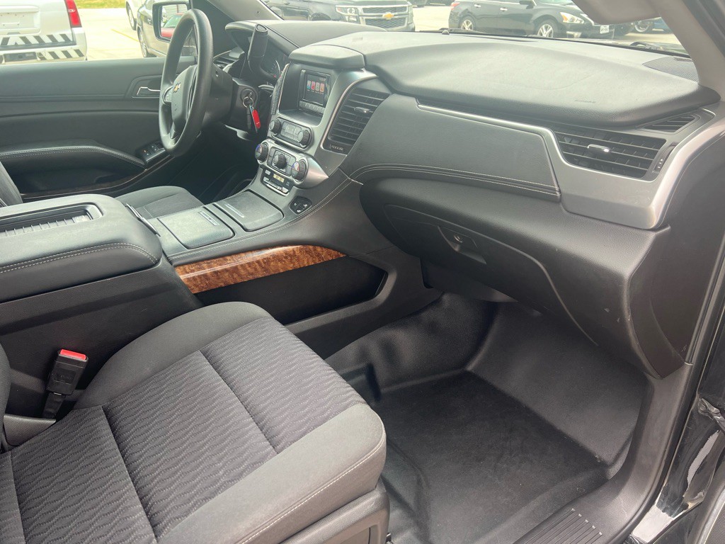 2016 Chevrolet Tahoe Image 10