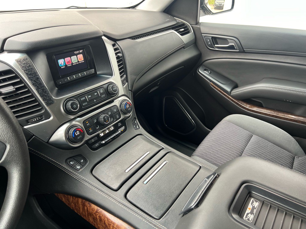 2016 Chevrolet Tahoe Image 12