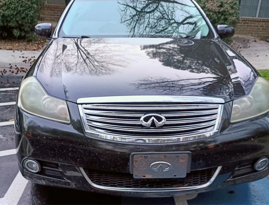 2009 INFINITI M35 Image 13
