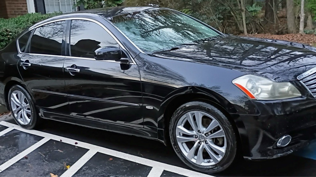2009 INFINITI M35 Image 18