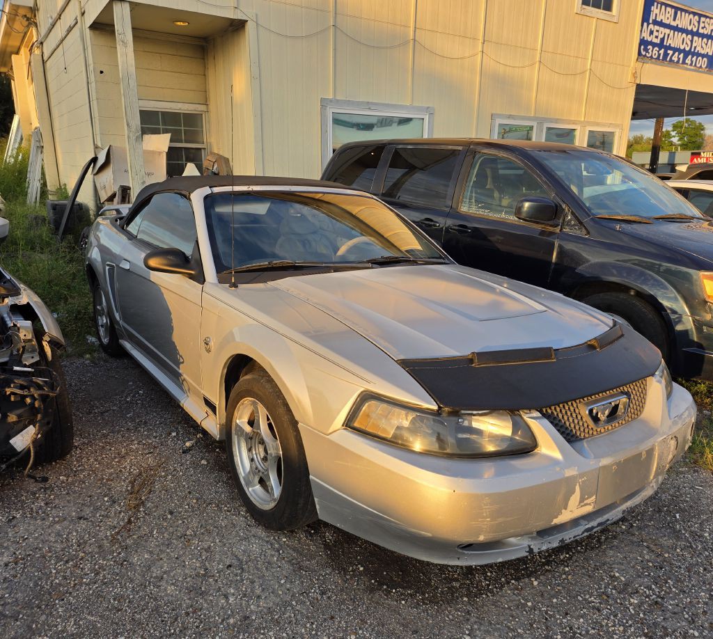 2004 Ford Mustang Image 5