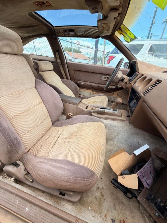 1986 Nissan 300ZX Image 8