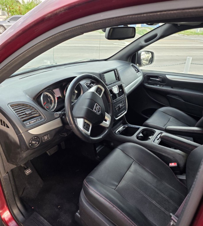 2019 Dodge Grand Caravan Image 3