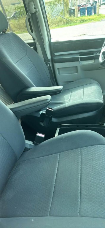 2013 Dodge Grand Caravan Image 3