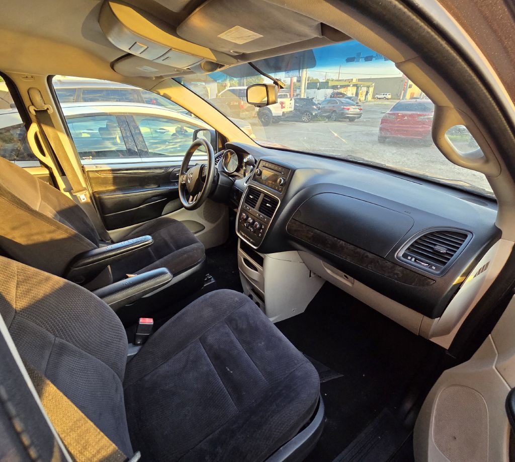 2013 Dodge Grand Caravan Image 5