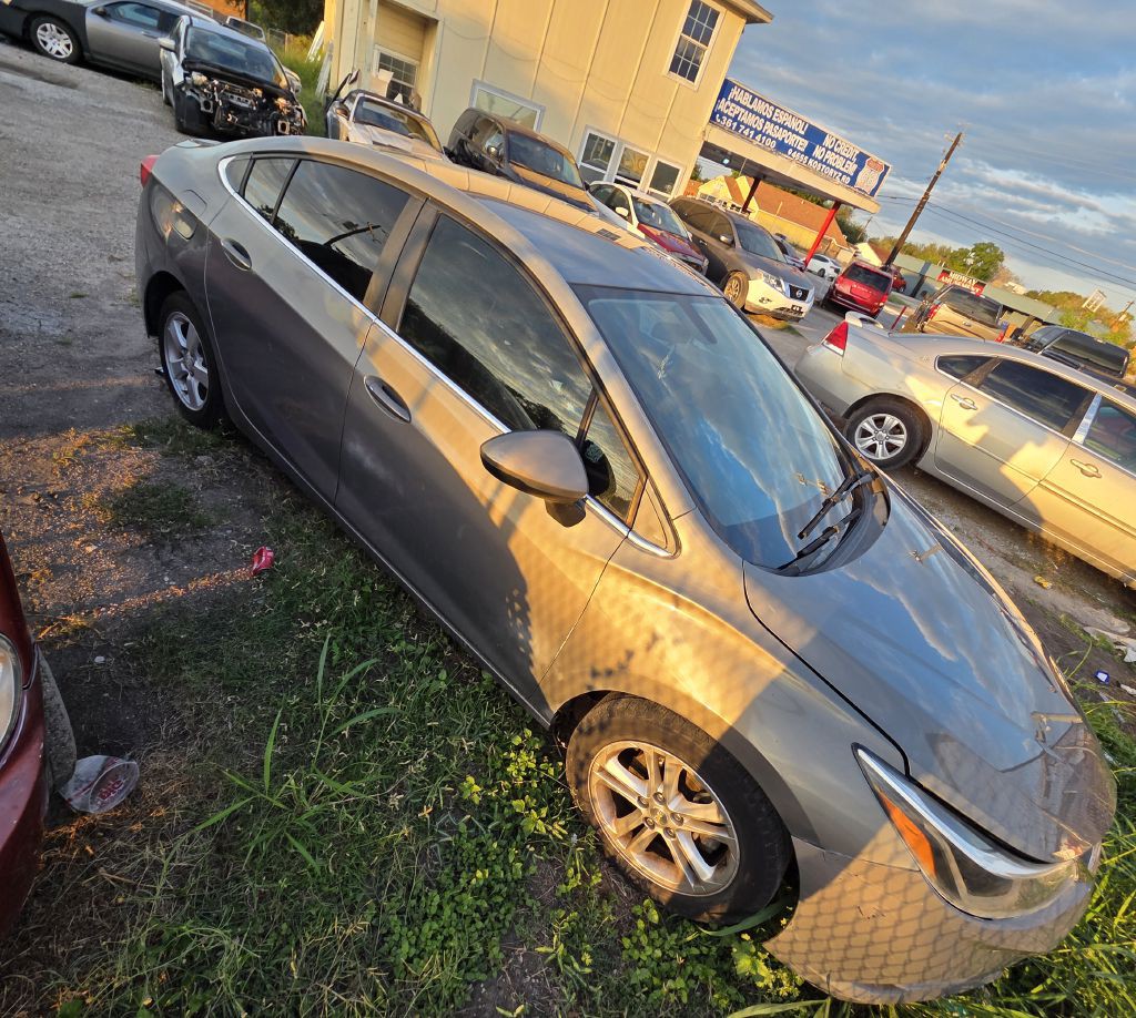 2017 Chevrolet Cruze Image 5