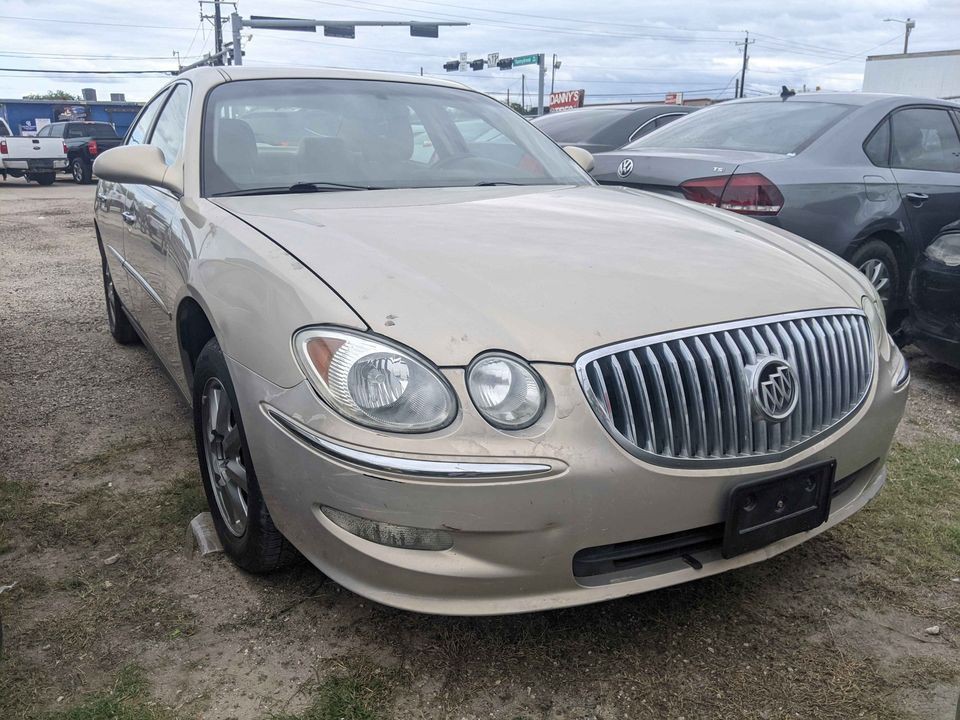 2008 Buick Lacrosse Image 3