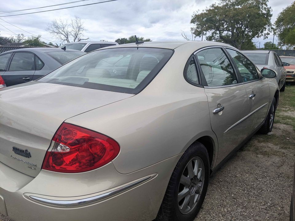 2008 Buick Lacrosse Image 5
