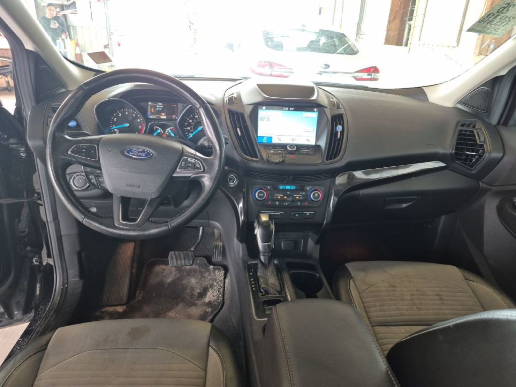 2019 Ford Escape Image 3