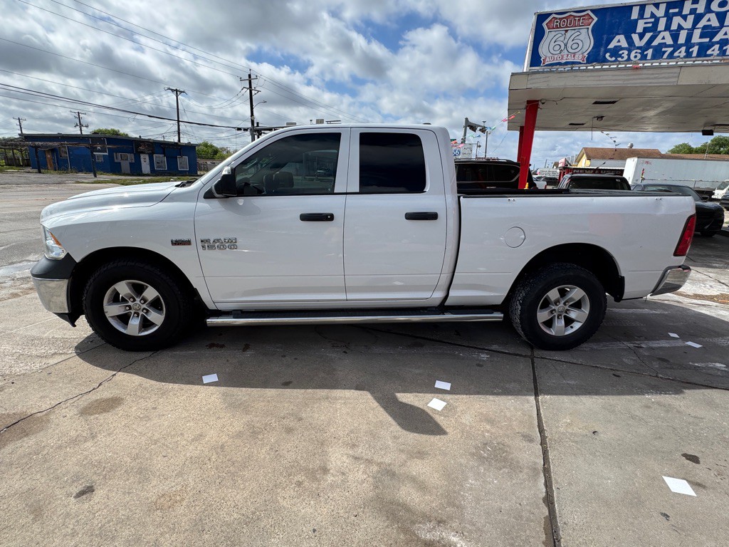 2015 RAM 1500 Image 9